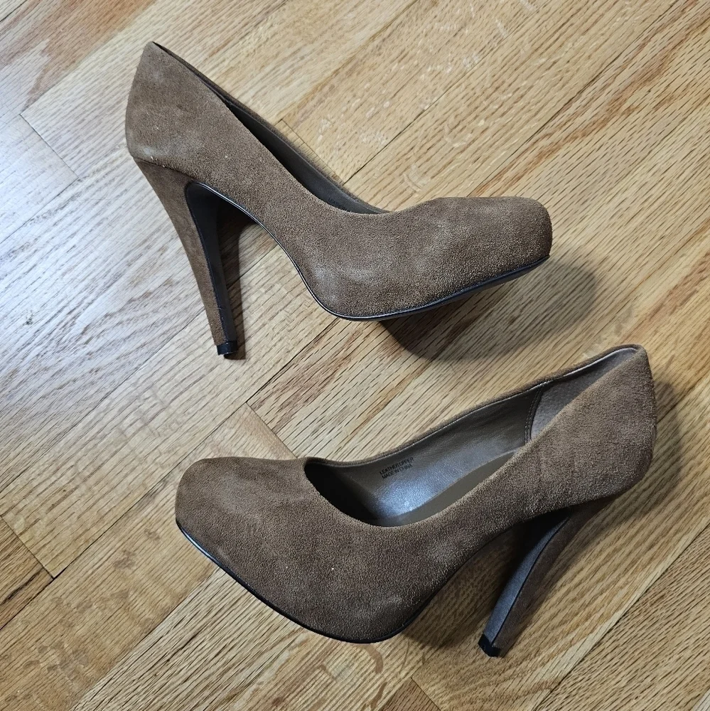 ASH Size 8 Tan Suede Stiletto Platform Heels